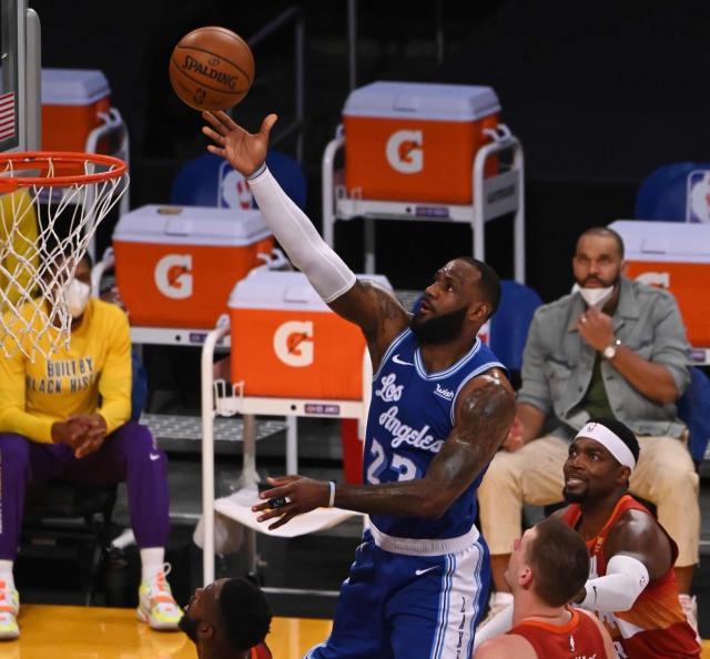 詹姆斯:全明星像扇了我一耳光 我定会人在心不在